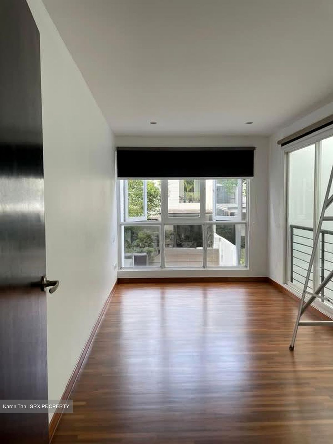 Duchess Avenue (D10), Semi-Detached #537519411